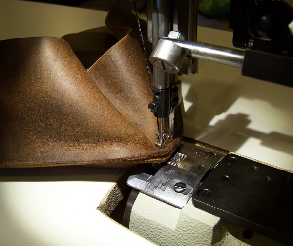 Sewing Around Corners Sewing Leather